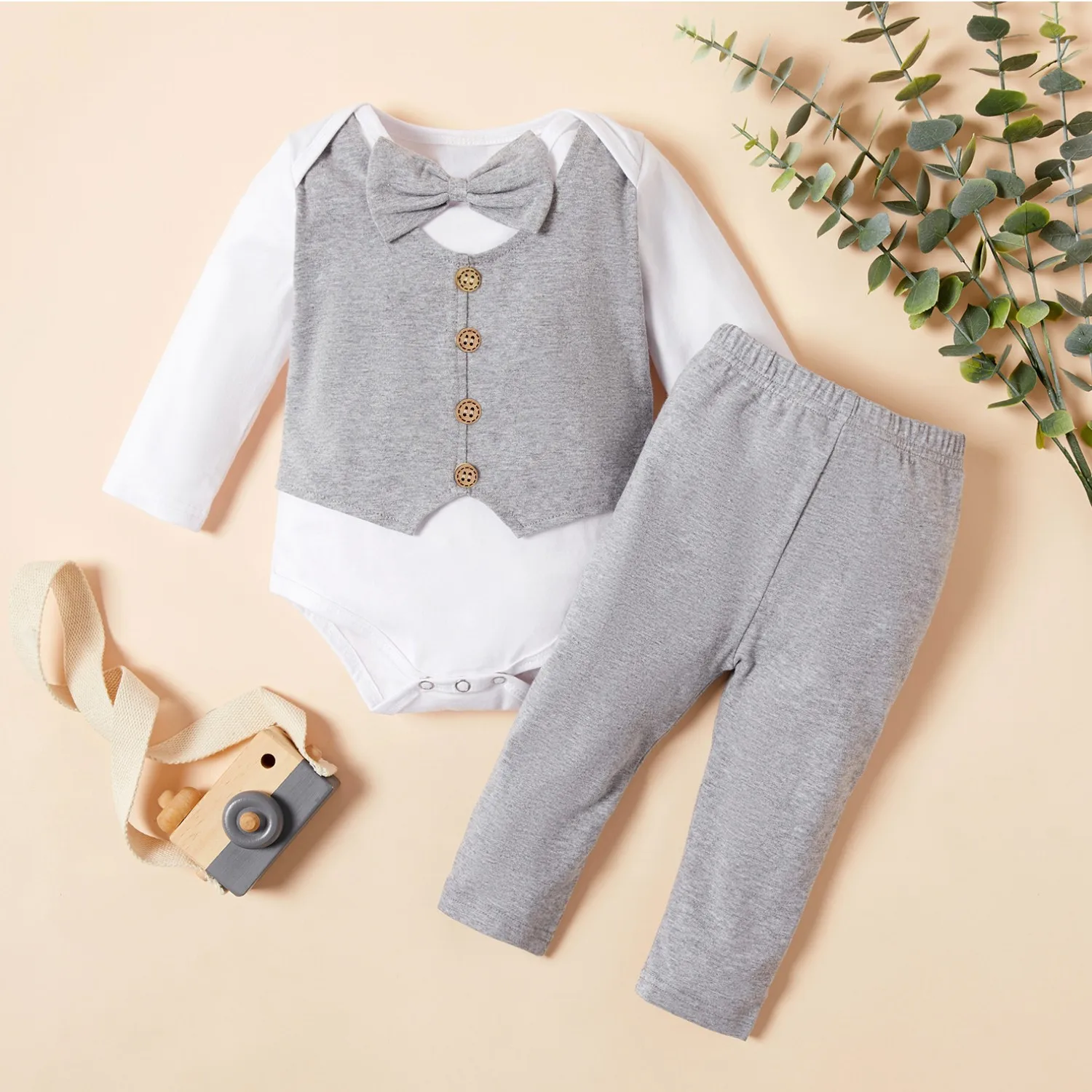 Spring Autumn Fashion Gentleman Baby Boy Bow Tie Tops Romper Patchwork Pants 2Pcs Set Formal Suit Handsome Outfits
Spring Autumn Fashion Gentleman Baby Boy Bow Tie Tops Romper Patchwork Pants 2Pcs Set Formal Suit Handsome Outfits