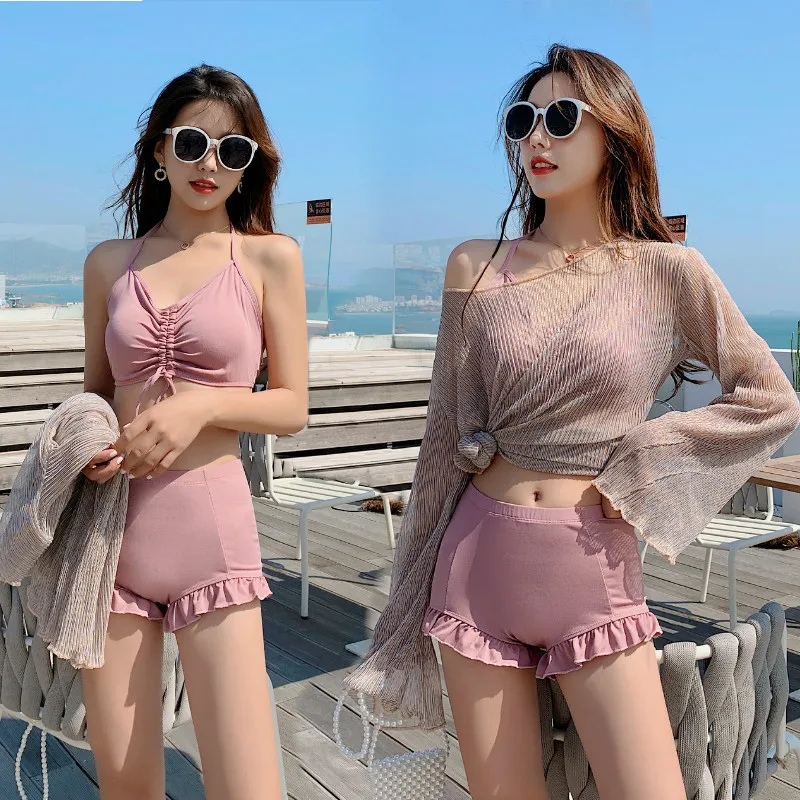 2021 new hot spring bathing suit female split bikini long-sleeved conservative boxer three-piece student swimwear
2021 new hot spring bathing suit female split bikini long-sleeved conservative boxer three-piece student swimwear