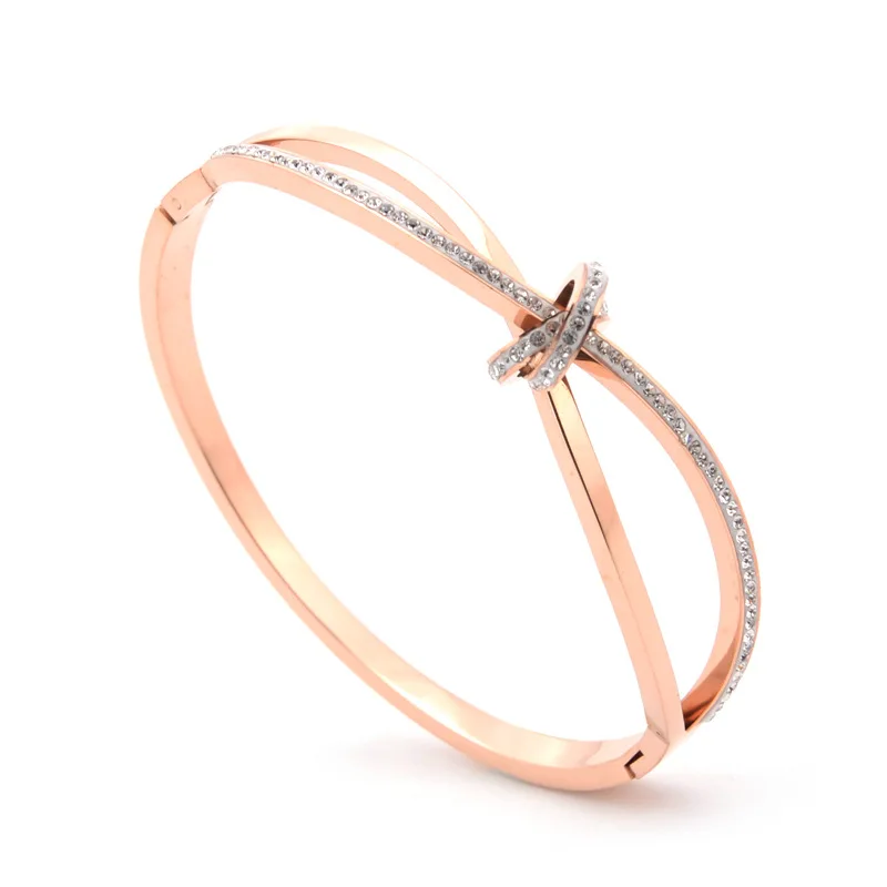 Stainless steel knotted titanium steel bracelet for comfort and simple handmade diamond-encrusted zircon personalized design bra
Stainless steel knotted titanium steel bracelet for comfort and simple handmade diamond-encrusted zircon personalized design bra