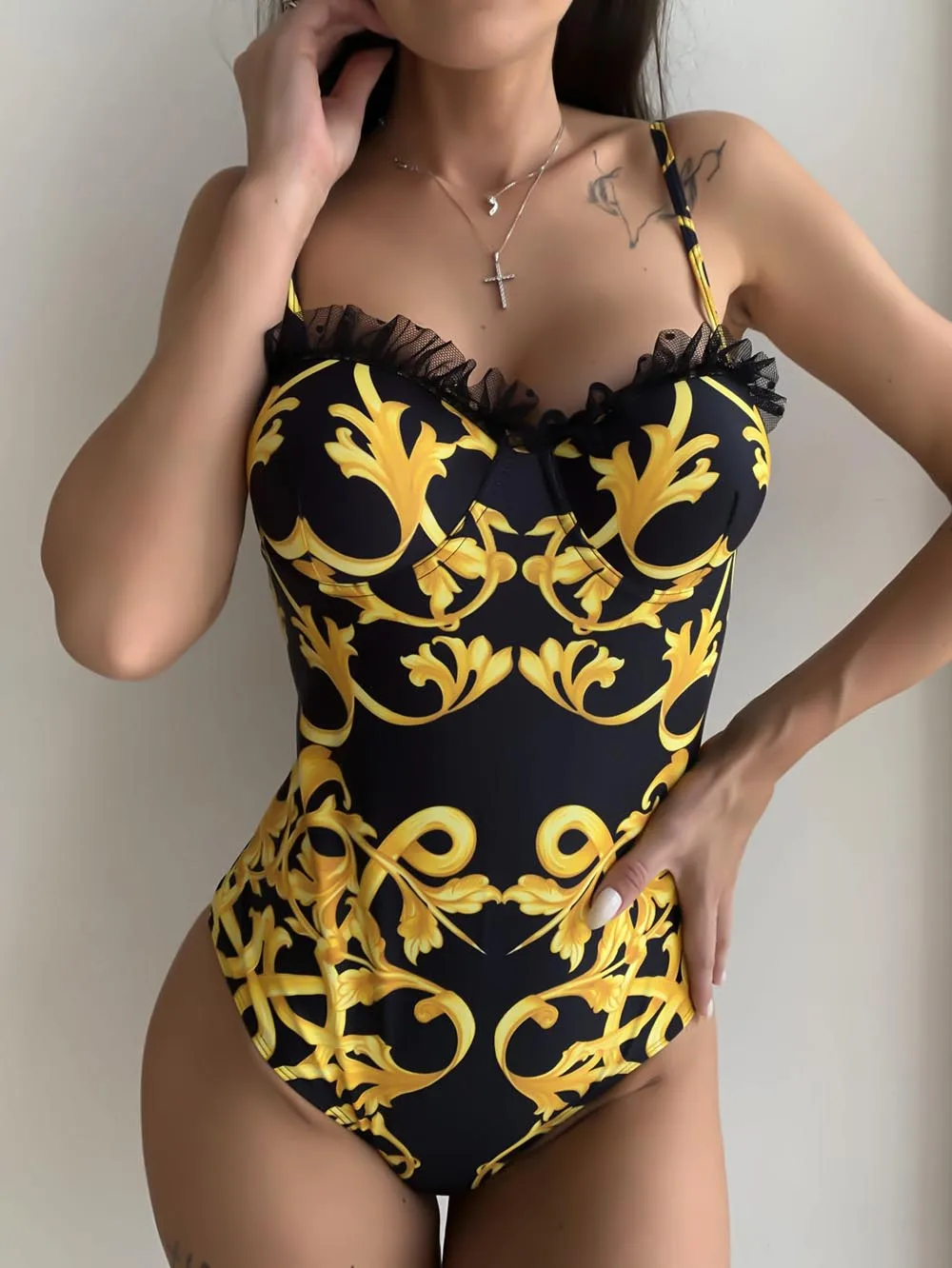 Lace Print Push Up Swimwear Sexy Women One Piece Swimsuit Female New 2021 Thong Brazilian Monokini Bathing Suit Women
Lace Print Push Up Swimwear Sexy Women One Piece Swimsuit Female New 2021 Thong Brazilian Monokini Bathing Suit Women