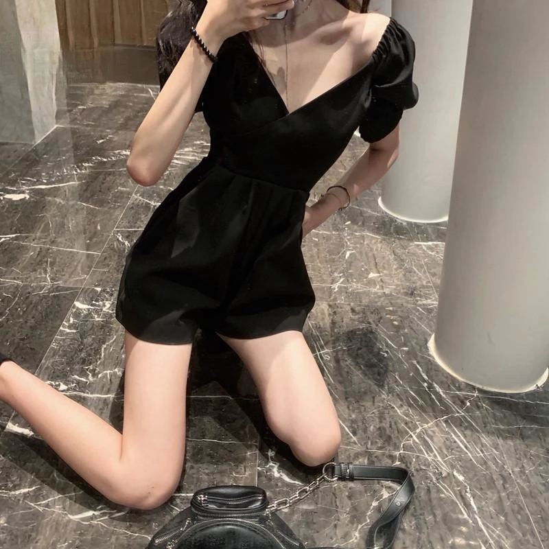 Zoulv 2021 A Line Wide-legs Jumpsuits Solid Color Rompers Summer Fashion Women Playsuits V-neck Puff Sleeves Sexy Bodysuits
Zoulv 2021 A Line Wide-legs Jumpsuits Solid Color Rompers Summer Fashion Women Playsuits V-neck Puff Sleeves Sexy Bodysuits
