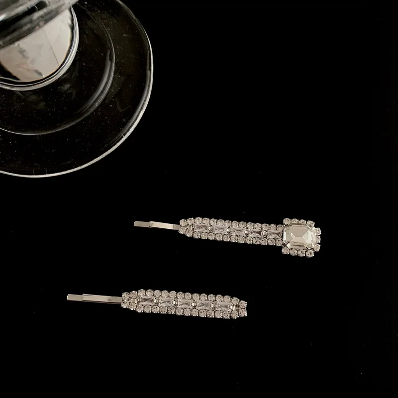 TIMEONLY простой Bling зажим со стразами заколка для волос для женщин и девочек Симпатичные заколки темперамент подвески свадебные подарки ювели... 
TIMEONLY простой Bling зажим со стразами заколка для волос для женщин и девочек Симпатичные заколки темперамент подвески свадебные подарки ювели...