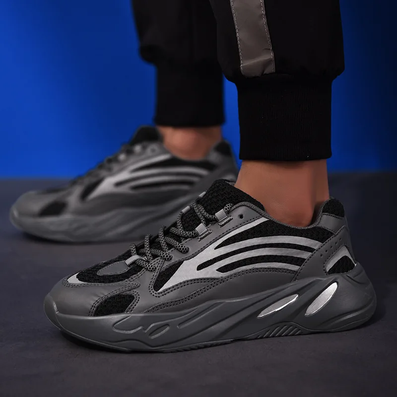 2020 new summer men's luminous versatile breathable dad shoes reflective sports casual men's shoes large men's shoes
2020 new summer men's luminous versatile breathable dad shoes reflective sports casual men's shoes large men's shoes