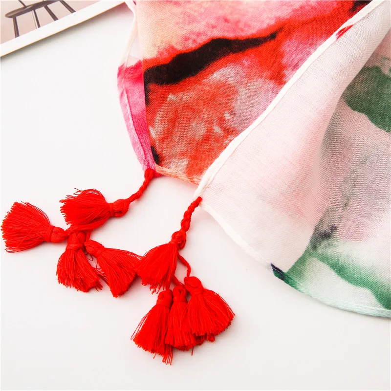 Visrover 2020 New Beach Scarves Luxury Brand Flower Print Big Scarf Hijab Summer Woman Scarf Tassel Cotton Soft Handfeel Shawl
Visrover 2020 New Beach Scarves Luxury Brand Flower Print Big Scarf Hijab Summer Woman Scarf Tassel Cotton Soft Handfeel Shawl