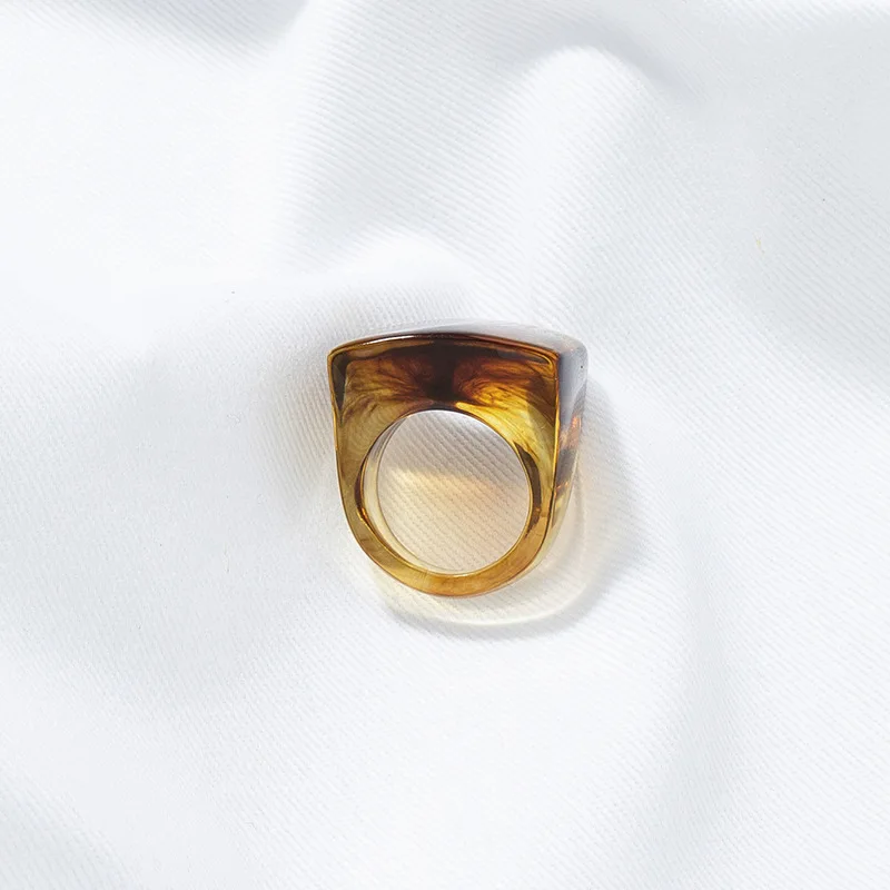 1pc Retro Yellow Printing Grain Resin Ring Square Signet Rings For Women Men Jewelry Joint Simple Big Finger Ring
1pc Retro Yellow Printing Grain Resin Ring Square Signet Rings For Women Men Jewelry Joint Simple Big Finger Ring