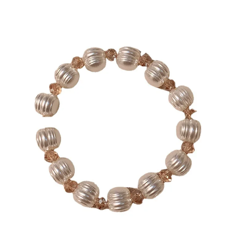 Women's Imitated Shaped Pearl Bracelet Trendy Bangle for Female Vintage Jewelry Korean Fashion 2021
Women's Imitated Shaped Pearl Bracelet Trendy Bangle for Female Vintage Jewelry Korean Fashion 2021