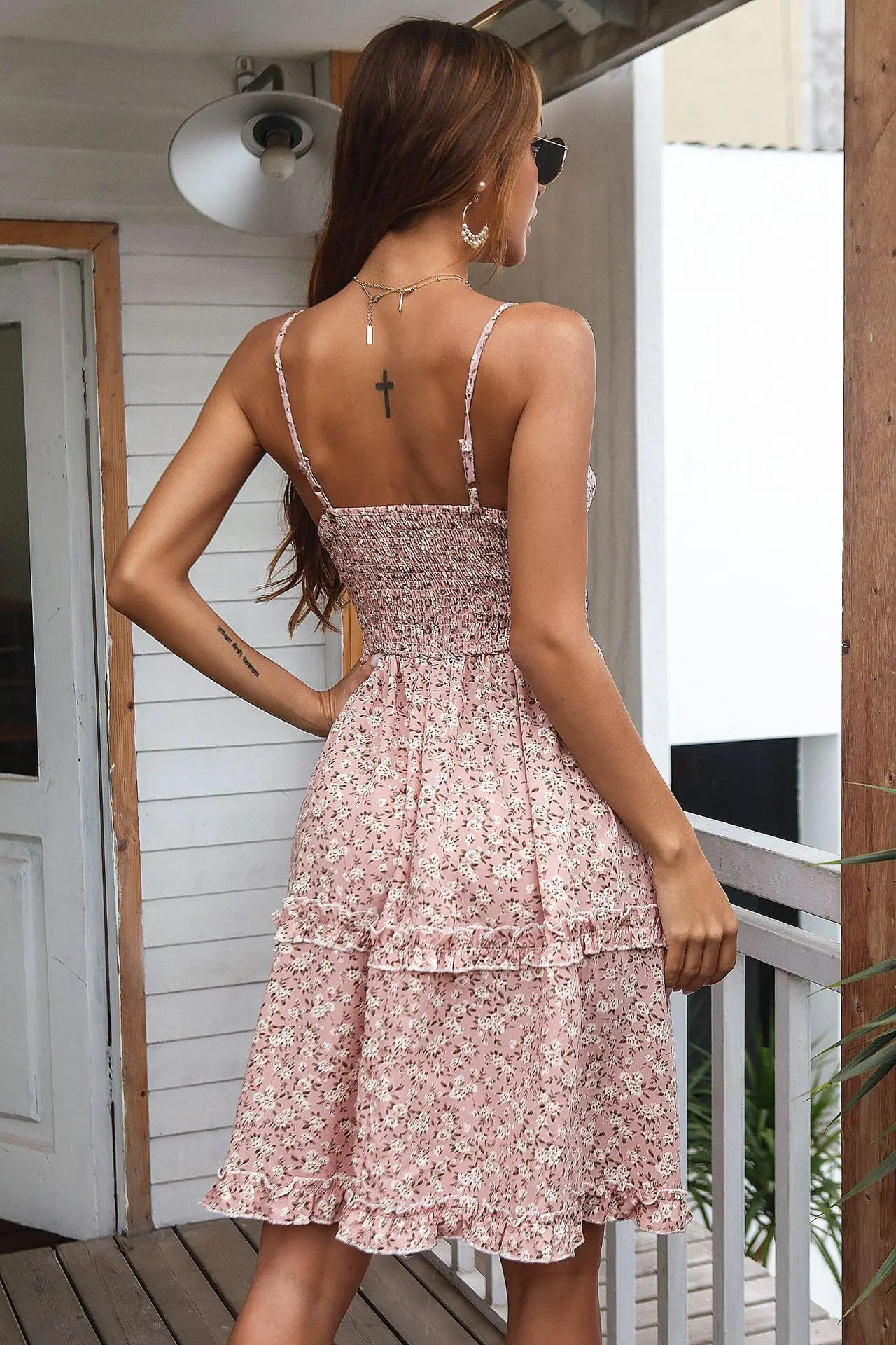 women's summer dress new sling floral lace vintage mini dress beach A-Line Ruffles dress for womens clothes 2021 vestidos
women's summer dress new sling floral lace vintage mini dress beach A-Line Ruffles dress for womens clothes 2021 vestidos