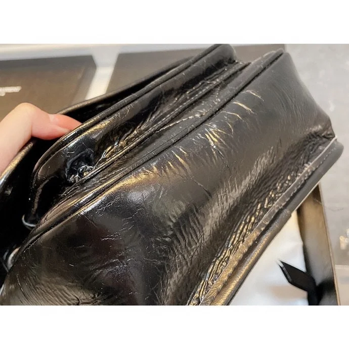 Women's Handbags
Women's Handbags