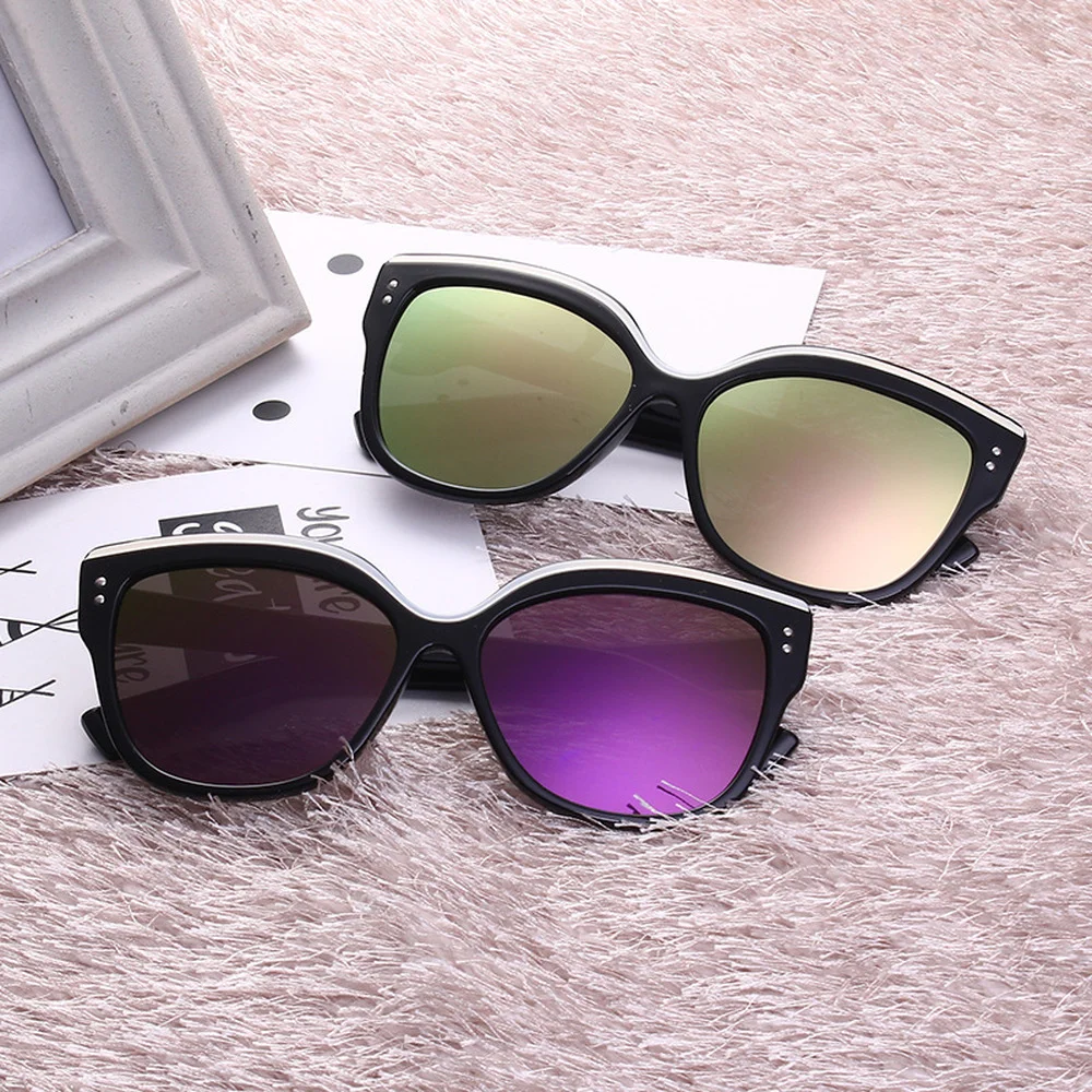 2021 New Arrived Classic Cateye Sunglasses Women Retro Glasses for Female Mirror Vintage Sunglasses Brand Oculos De Sol Feminino
2021 New Arrived Classic Cateye Sunglasses Women Retro Glasses for Female Mirror Vintage Sunglasses Brand Oculos De Sol Feminino