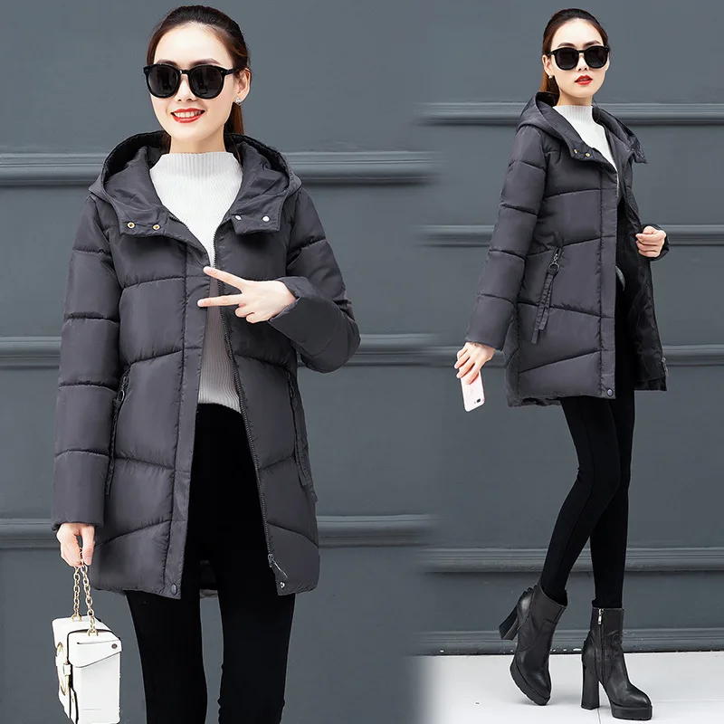 2021 Fashion Women Short Loose Parkas Warm Winter Jacket Coat Red Cotton-padded Hooded Outerwear Autumn Thicken
2021 Fashion Women Short Loose Parkas Warm Winter Jacket Coat Red Cotton-padded Hooded Outerwear Autumn Thicken