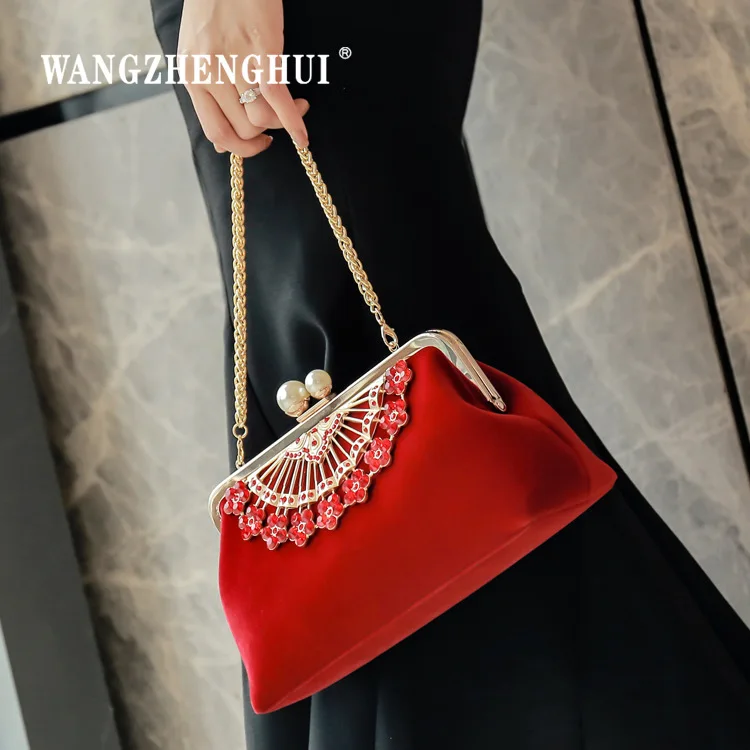 2020 New Handbag Women Ladies Bag Fashion Diamond-studded Evening Bag Clutch Bag Cheongsam with Chain Shoulder Bag Bridal Bag
2020 New Handbag Women Ladies Bag Fashion Diamond-studded Evening Bag Clutch Bag Cheongsam with Chain Shoulder Bag Bridal Bag