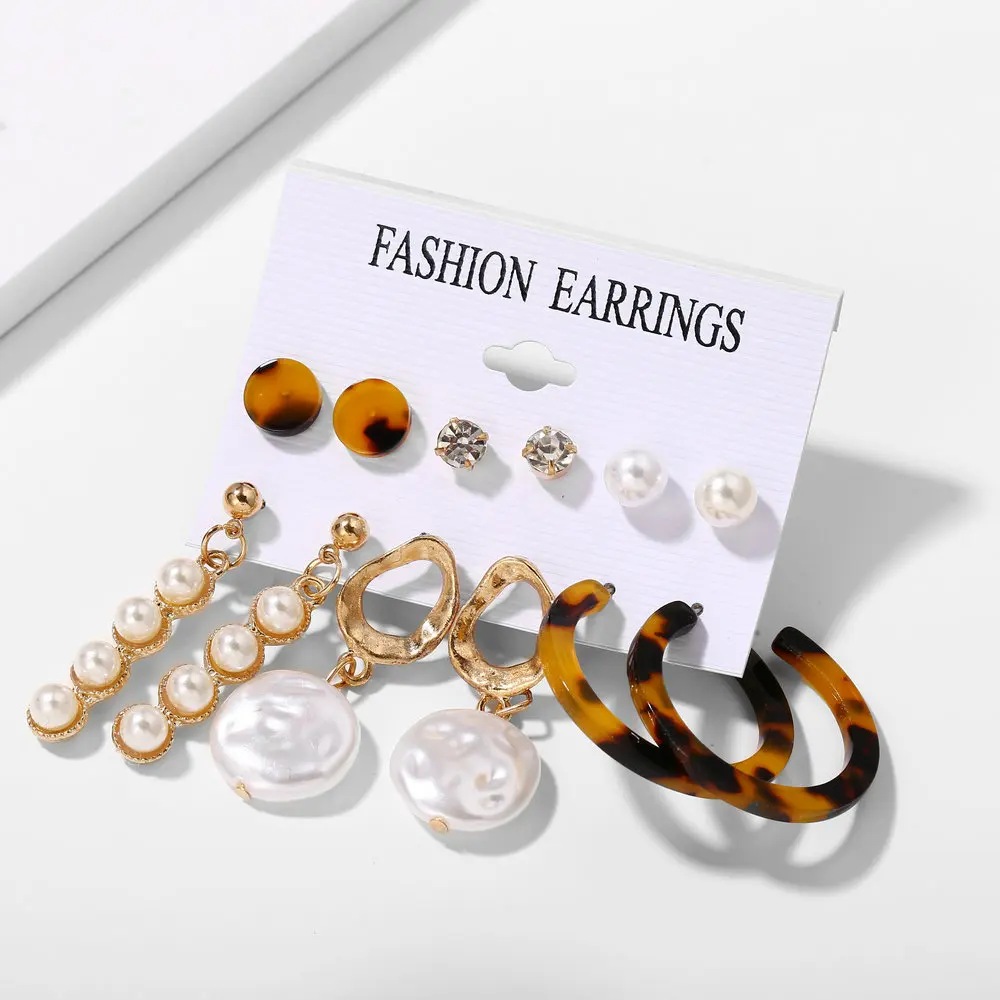 Retro Women Earrings Set Acrylic Pearl Earrings For Women Bohemian Leopard Tassel Stud Earrings 2020 New Brincos Fashion Jewelry
Retro Women Earrings Set Acrylic Pearl Earrings For Women Bohemian Leopard Tassel Stud Earrings 2020 New Brincos Fashion Jewelry