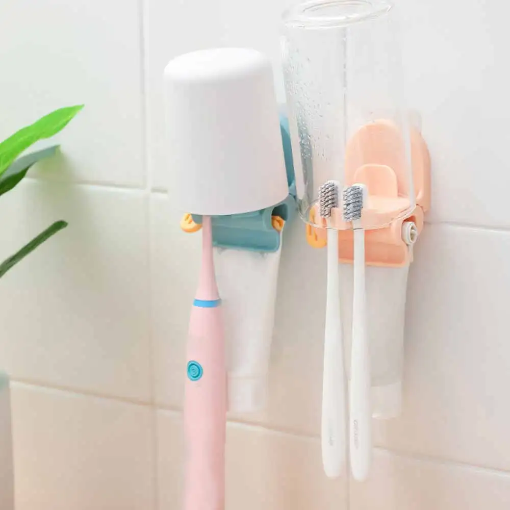 1PC Rolling Tube Toothpaste Squeezer Toothpaste Seat Holder Stand Wall Mount Rotate Tooth Paste Dispenser for Bathroom 
1PC Rolling Tube Toothpaste Squeezer Toothpaste Seat Holder Stand Wall Mount Rotate Tooth Paste Dispenser for Bathroom