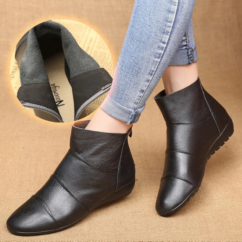 SWONCO Soft Shoes Women Ankle Boots Genuine Leather 2019 Casual Velvet Fur Snow Boots Winter Shoes Female Flat Snow Shoes Women
SWONCO Soft Shoes Women Ankle Boots Genuine Leather 2019 Casual Velvet Fur Snow Boots Winter Shoes Female Flat Snow Shoes Women