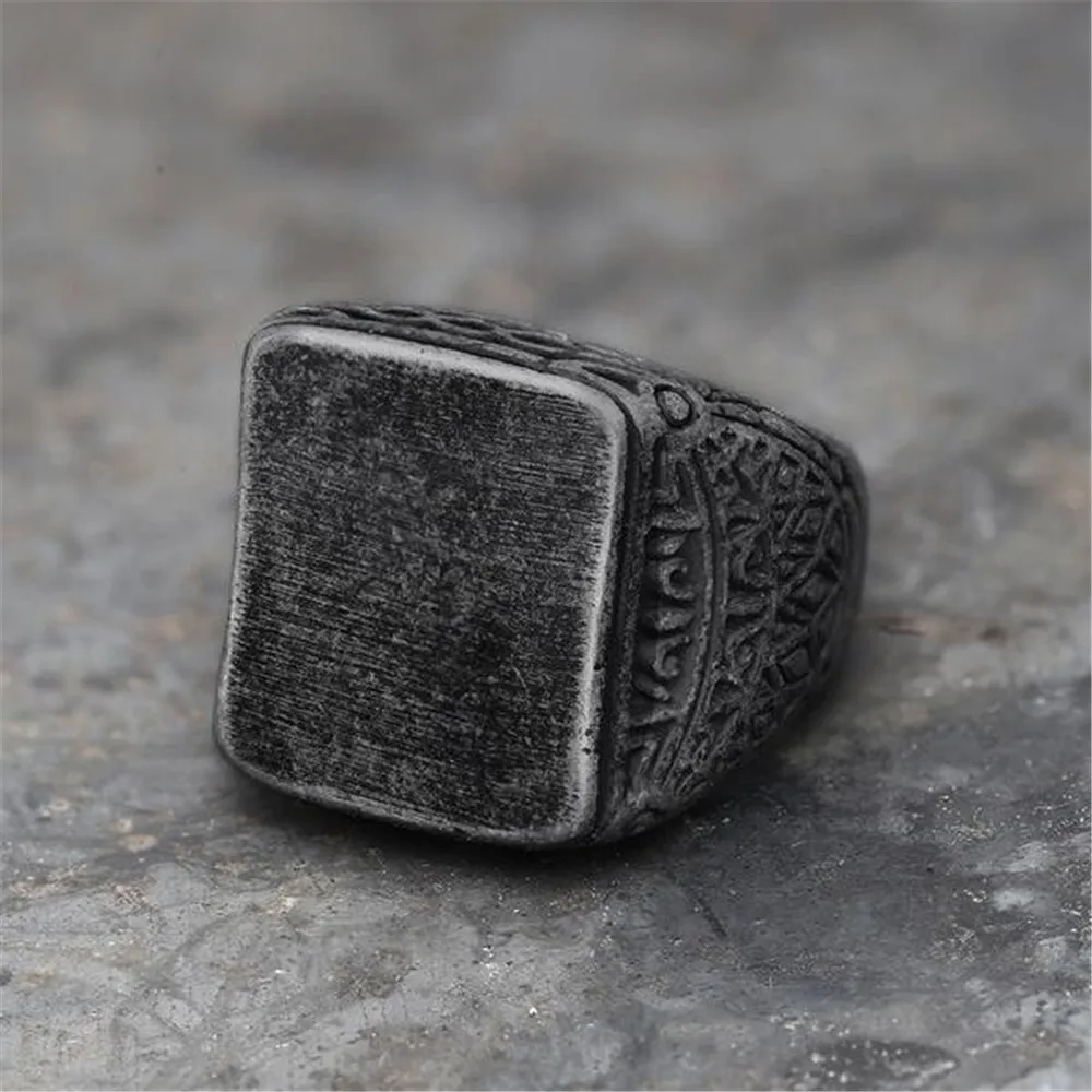 New Trend Retro Simple Fashion Carved Men's Rings Domineering Temperament Popular Hip-Hop Party Accessories Jewelry Gifts
New Trend Retro Simple Fashion Carved Men's Rings Domineering Temperament Popular Hip-Hop Party Accessories Jewelry Gifts