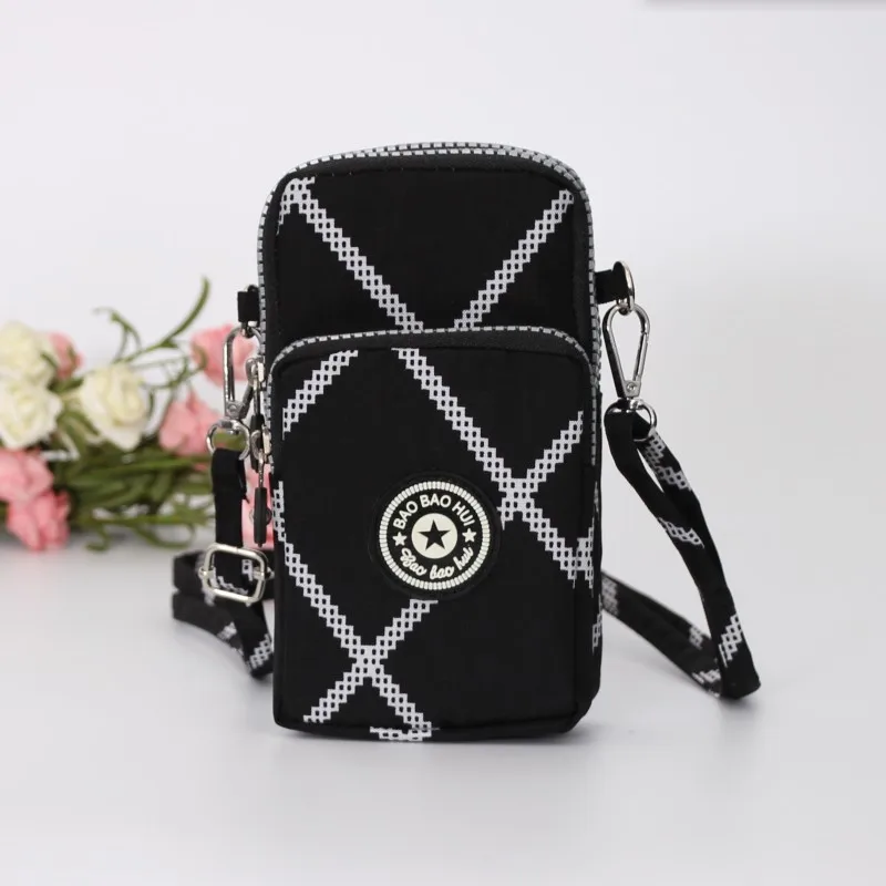 Small Shoulder Bags Nylon Women Mobile Phone Bags Mini Female Messenger Purse Lady Wallet New 2021 
Small Shoulder Bags Nylon Women Mobile Phone Bags Mini Female Messenger Purse Lady Wallet New 2021