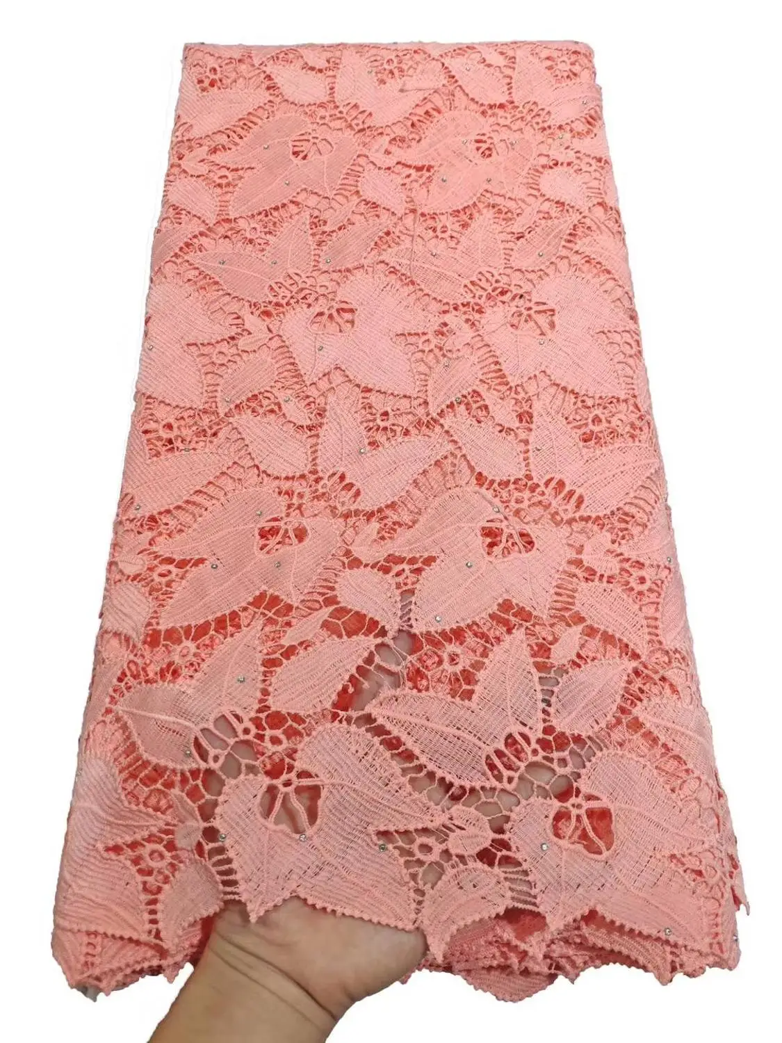 MIQIER High Quality African nigerian tulle Lace Fabric Water Soluble cotton fabric Embroidery Damask Lace Fabric nigerian dress
MIQIER High Quality African nigerian tulle Lace Fabric Water Soluble cotton fabric Embroidery Damask Lace Fabric nigerian dress