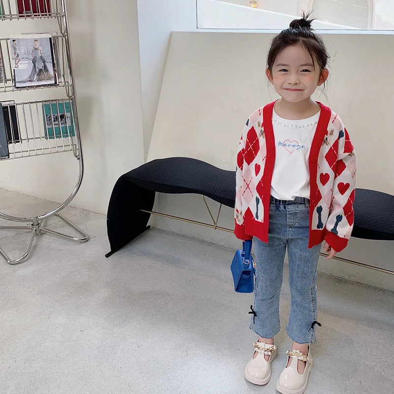 MILA CHOU Spring Autumn Baby Boy Girl Vintage Geometric Rhombic Cardigan Sweater Kids Children Dog Bones Coat Outwear Tops
MILA CHOU Spring Autumn Baby Boy Girl Vintage Geometric Rhombic Cardigan Sweater Kids Children Dog Bones Coat Outwear Tops