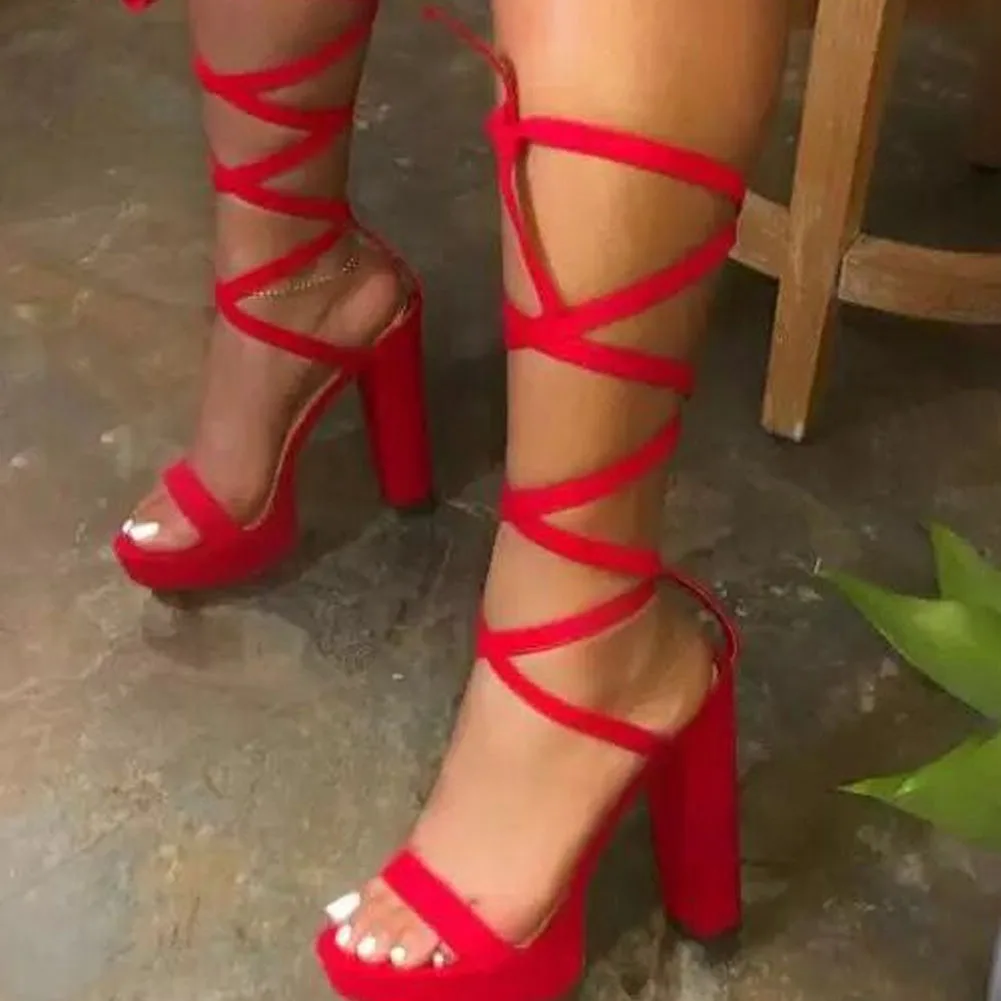 RIBETRINI Fashion Party Platform Shoes New Hot Colorful Print Ankle Wrap Women Sandals 2020 Summer High Heels Sandals
RIBETRINI Fashion Party Platform Shoes New Hot Colorful Print Ankle Wrap Women Sandals 2020 Summer High Heels Sandals