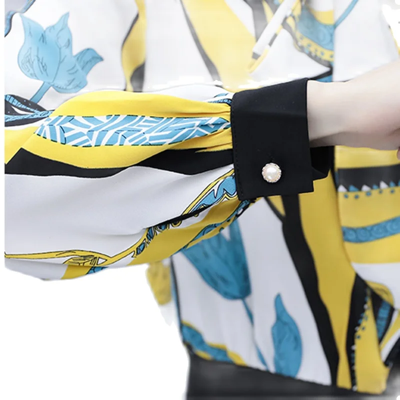 2020 Autumn 2 Piece Outfits Set Women Floral Printed Chiffon Bow Collar Tops+Pencil Pants Elegant Office Ladies Pants Sets Femme
2020 Autumn 2 Piece Outfits Set Women Floral Printed Chiffon Bow Collar Tops+Pencil Pants Elegant Office Ladies Pants Sets Femme