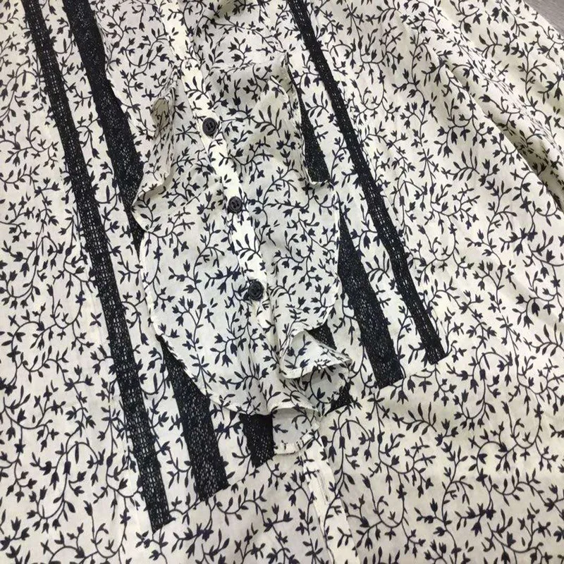 Women Floral Shirt Print Long Sleeve Lace Ruffles Single Breasted Vintage Blouse
Women Floral Shirt Print Long Sleeve Lace Ruffles Single Breasted Vintage Blouse