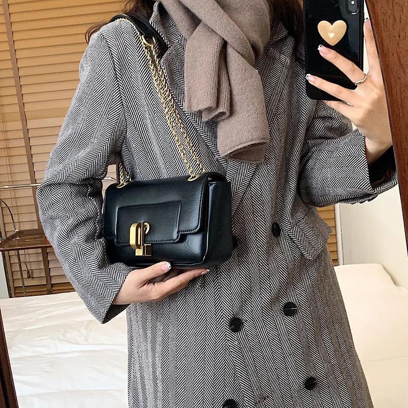 Women Shoulder Bags Europe America Spring Autumn Pu Leather Chain Messenger Bag New Luxury Brand Pure Color Small Crossboody Bag
Women Shoulder Bags Europe America Spring Autumn Pu Leather Chain Messenger Bag New Luxury Brand Pure Color Small Crossboody Bag