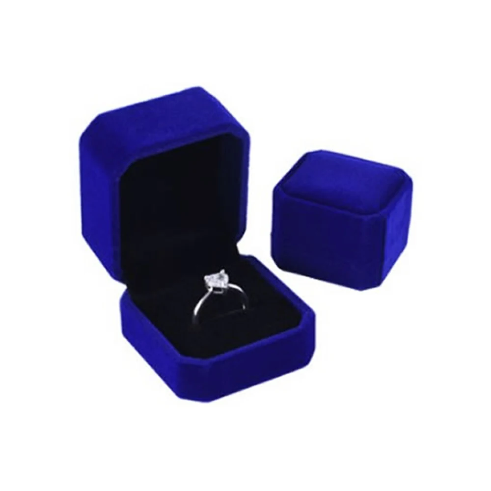 Christmas Wedding Displays Classic Box Birthday Jewelry Gift Boxes Ring Pendant Case Velvet
Christmas Wedding Displays Classic Box Birthday Jewelry Gift Boxes Ring Pendant Case Velvet