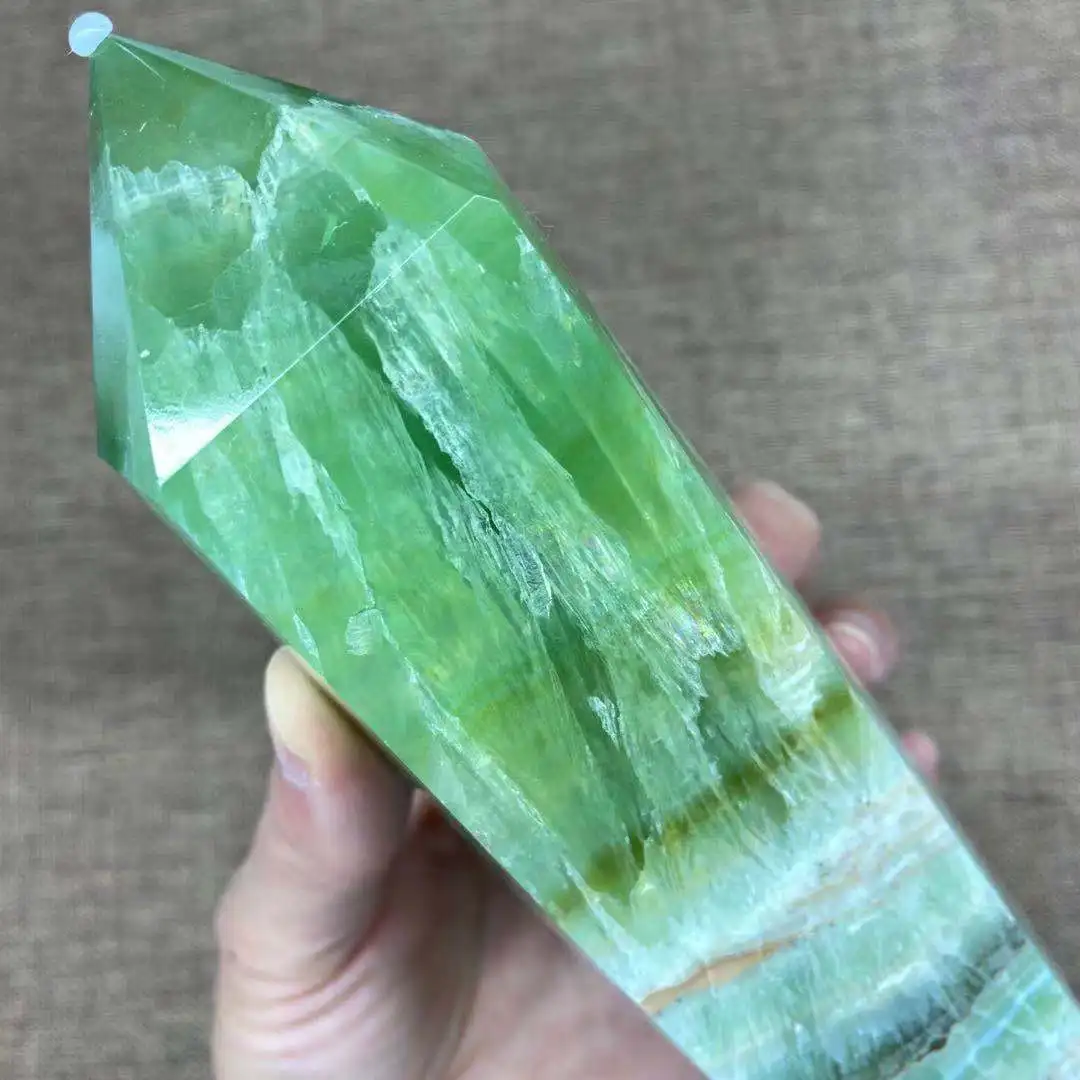 Natural Green Calcite Pillar Crystal Stick Point Pillar Mace Pillar Heals Reiki Decoration
Natural Green Calcite Pillar Crystal Stick Point Pillar Mace Pillar Heals Reiki Decoration