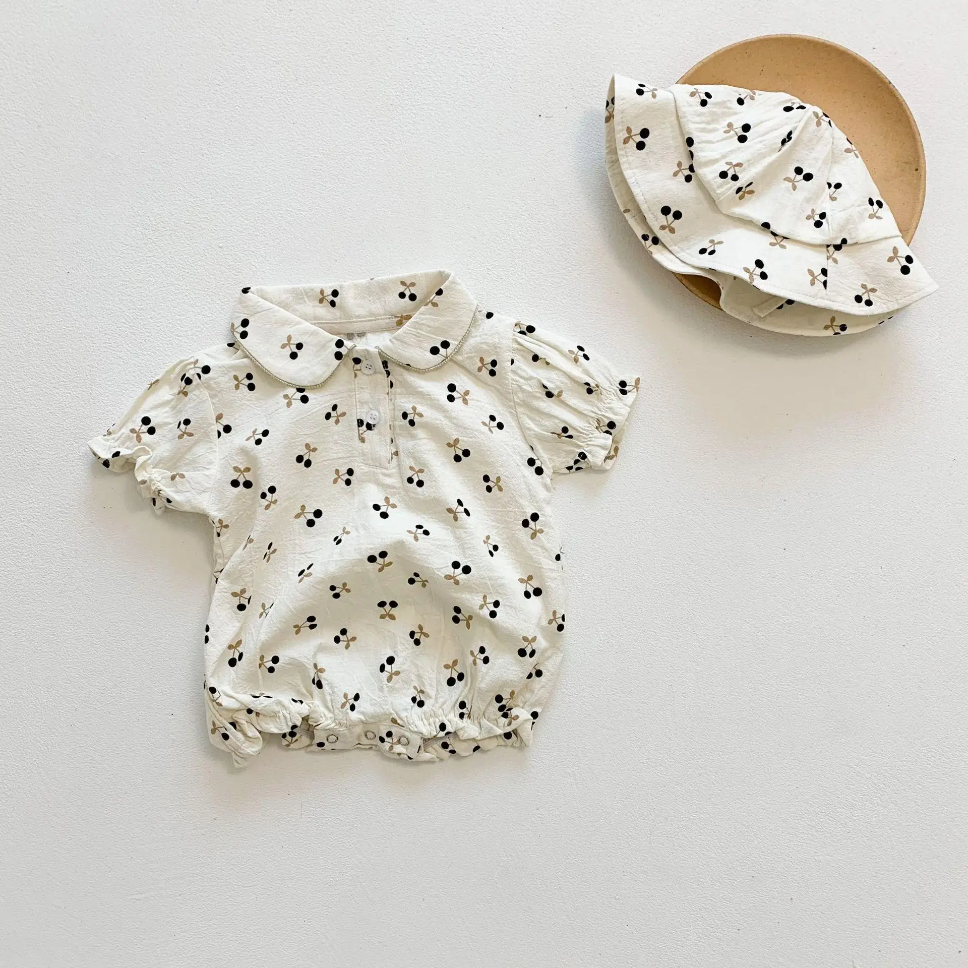 Brand Children's Wear, Summer Little Flower Girl's One-piece Suit, Cherry Baby Girl's Short Sleeve Triangle Climbing Suit, Ba
Brand Children's Wear, Summer Little Flower Girl's One-piece Suit, Cherry Baby Girl's Short Sleeve Triangle Climbing Suit, Ba