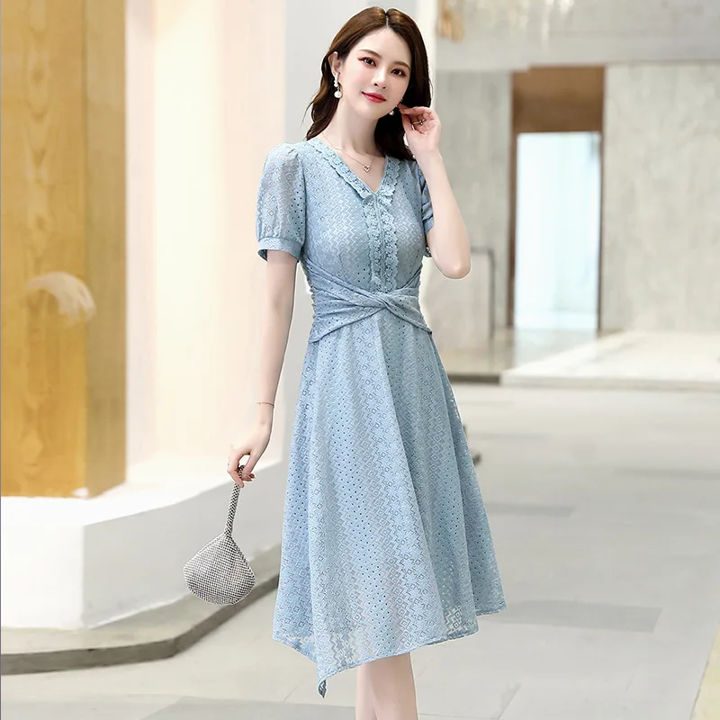 2113 Women Summer Lace Dress Patchwork V-Neck Short Sleeve High Waist Elegant Casual Solid Color French Fashion New Soft Dresses
2113 Women Summer Lace Dress Patchwork V-Neck Short Sleeve High Waist Elegant Casual Solid Color French Fashion New Soft Dresses