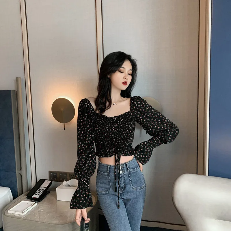 Women's Shirt Top Chiffon Blouse Cropped Top Lady Clothing Flared Sleeves Spring New Long Sleeve Square Neck Blouse Floral
Women's Shirt Top Chiffon Blouse Cropped Top Lady Clothing Flared Sleeves Spring New Long Sleeve Square Neck Blouse Floral
