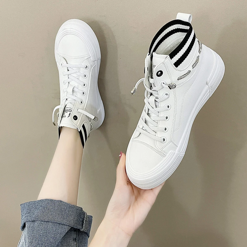 Новинка 2021, обувь из искусственной кожи, трендовая Студенческая модная обувь для скейтборда, Повседневные кроссовки для сказочной прогулки...
Новинка 2021, обувь из искусственной кожи, трендовая Студенческая модная обувь для скейтборда, Повседневные кроссовки для сказочной прогулки...