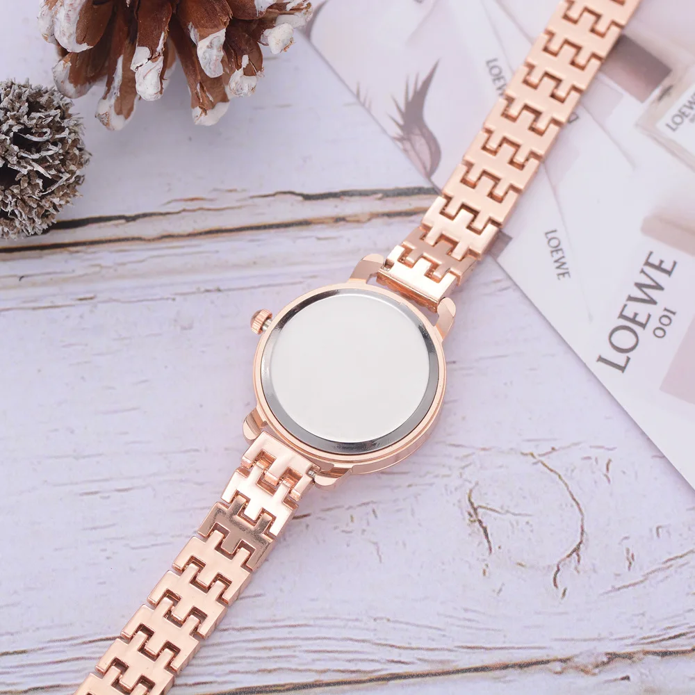 Relogio Feminino Women Watch Rose Gold Silver Fashion Women Bracelet Watch quartz Analog wrist watch montre femme Hot Sale 2019
Relogio Feminino Women Watch Rose Gold Silver Fashion Women Bracelet Watch quartz Analog wrist watch montre femme Hot Sale 2019
