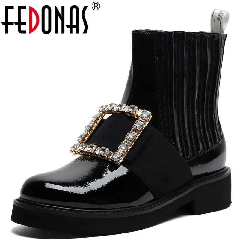 FEDONAS Brand Crystal Decoration Women Ankle Boots Low Heels Short Boots Night Club Shoes Woman Genuine Leather Classic Boots
FEDONAS Brand Crystal Decoration Women Ankle Boots Low Heels Short Boots Night Club Shoes Woman Genuine Leather Classic Boots