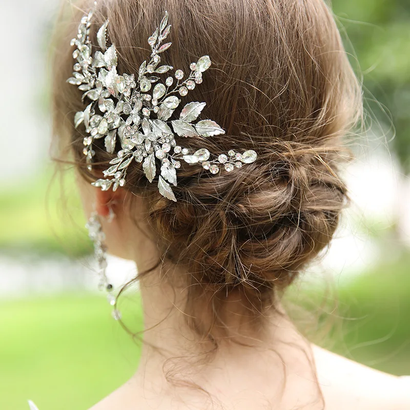 Свадебные Цветочные Шпильки для невесты, свадебные аксессуары для волос с искусственным кристаллом для женщин и девочек, ювелирные изделия...
Свадебные Цветочные Шпильки для невесты, свадебные аксессуары для волос с искусственным кристаллом для женщин и девочек, ювелирные изделия...