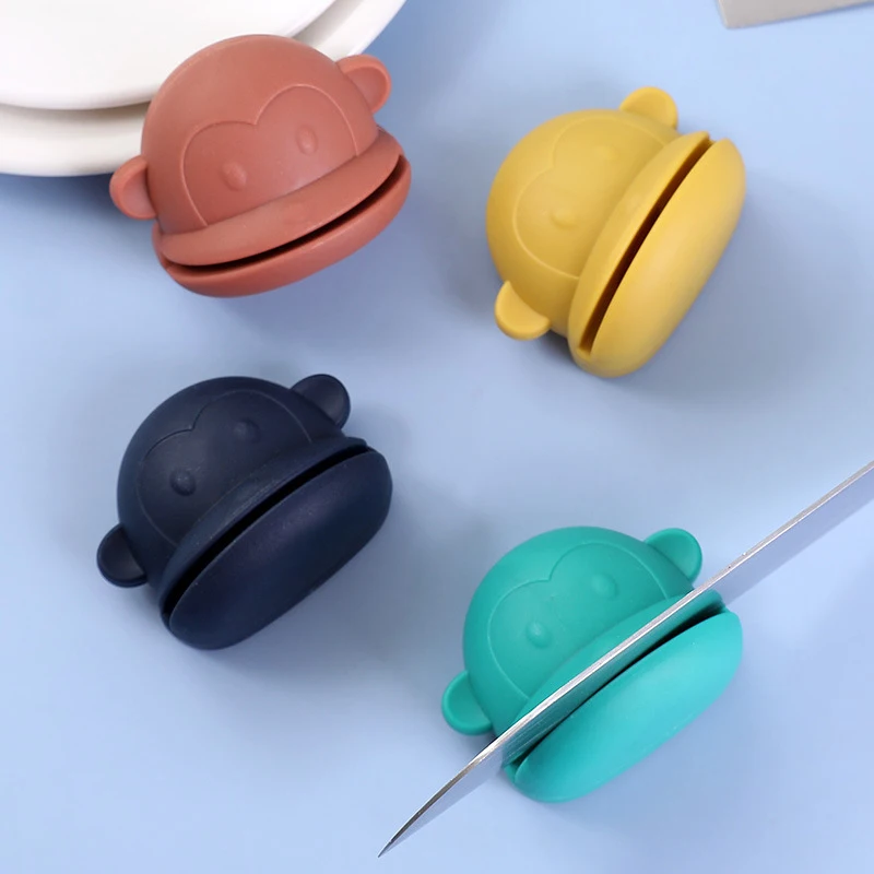 Portable Cartoon Knife Sharpener Creative Household Manual Sharpening Scissors To Sharpen Kitchen Knives Whetstone
Portable Cartoon Knife Sharpener Creative Household Manual Sharpening Scissors To Sharpen Kitchen Knives Whetstone
