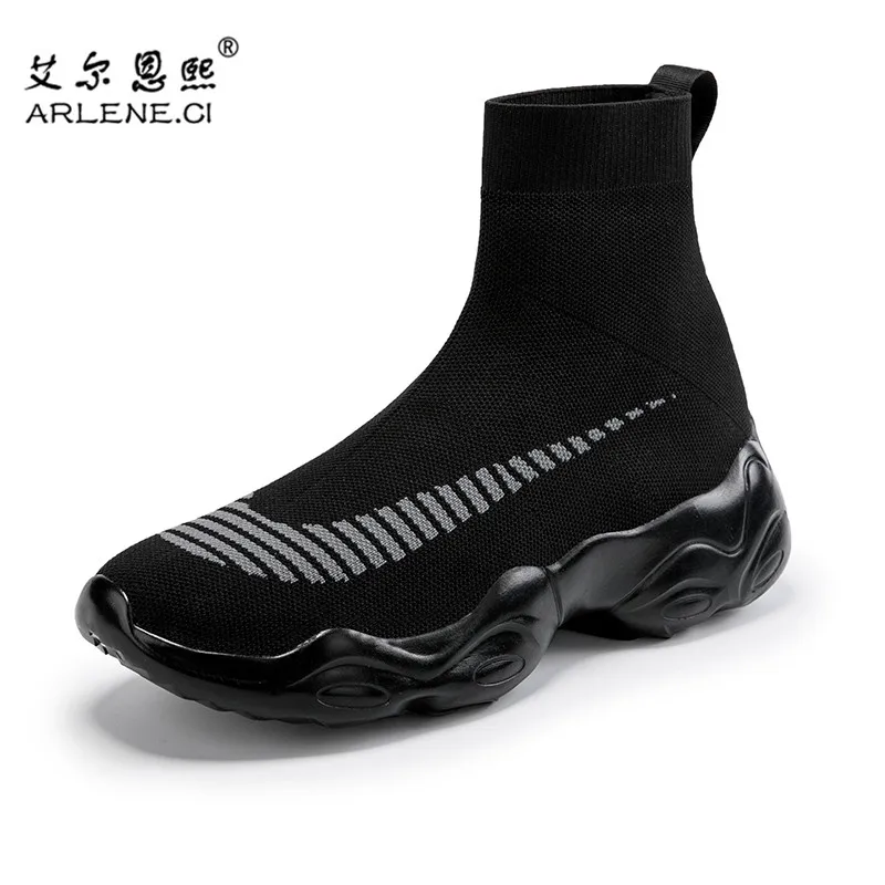 Men's Shoes
Men's Shoes