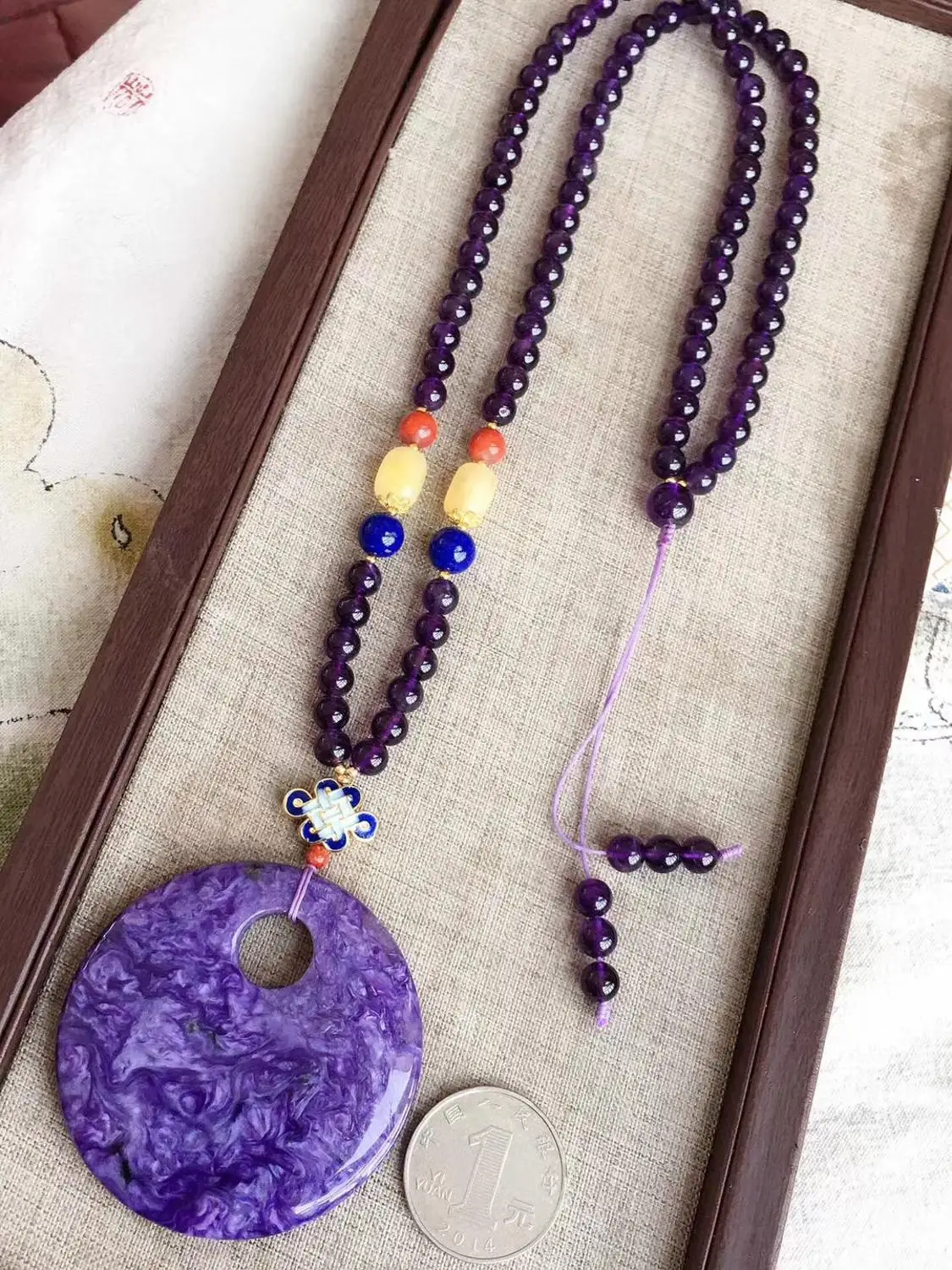 Genuine Natural Purple Charoite Round Pendant 55x7mm Gemstone Women Men Donut Shape Pendant Jewelry AAAAAA
Genuine Natural Purple Charoite Round Pendant 55x7mm Gemstone Women Men Donut Shape Pendant Jewelry AAAAAA