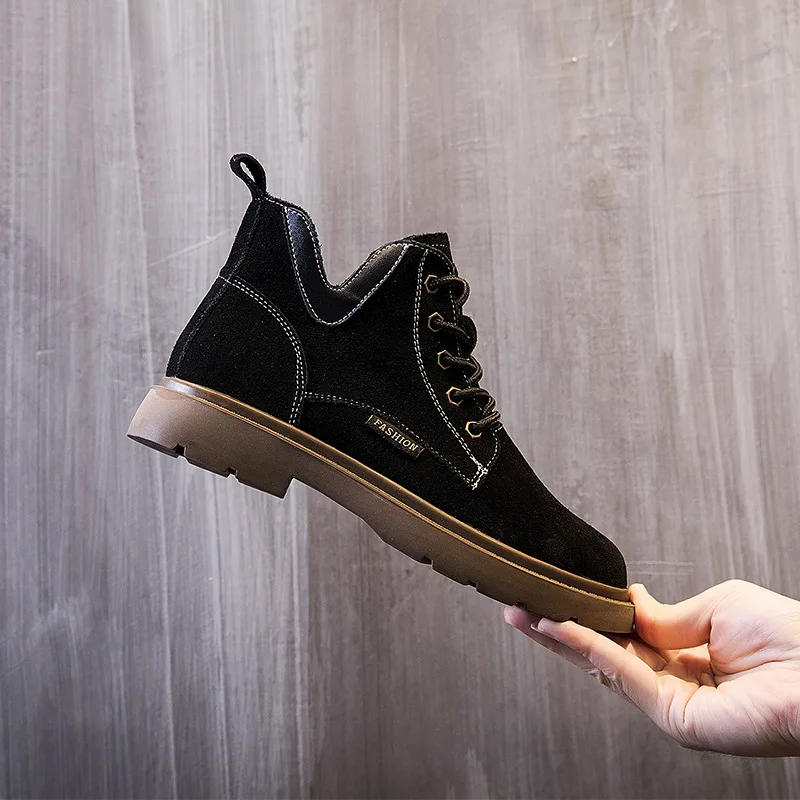 2020 New Martin Boots Female V Mouth Meat Powder Leather Boots Flat Spring Autumn Black Motorcycle Boots Winter Women Shoes
2020 New Martin Boots Female V Mouth Meat Powder Leather Boots Flat Spring Autumn Black Motorcycle Boots Winter Women Shoes