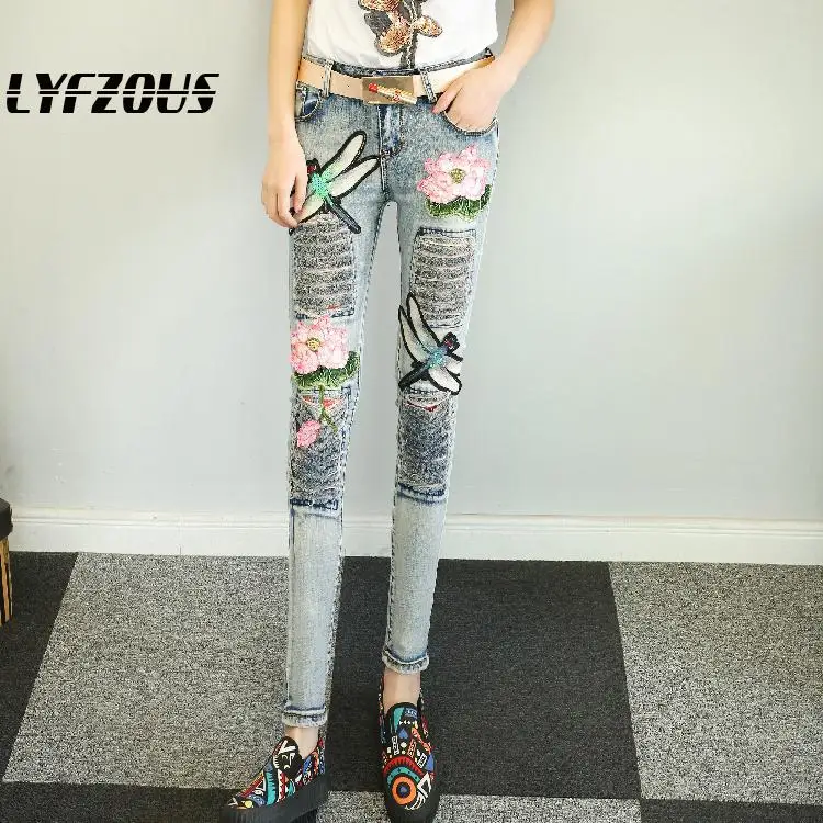 New Ripped Jeans Women Lotus Embroidery hole Skinny Denim pencil Pants Female fashion slim Stretch plus size ladies jeans
New Ripped Jeans Women Lotus Embroidery hole Skinny Denim pencil Pants Female fashion slim Stretch plus size ladies jeans