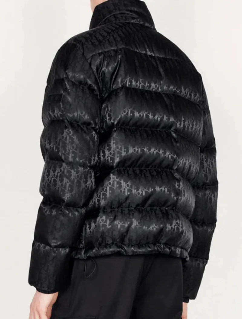 Пуховик мужской зимний, утепленная парка для влюбленных, повседневное пальто, модная верхняя одежда
Пуховик мужской зимний, утепленная парка для влюбленных, повседневное пальто, модная верхняя одежда