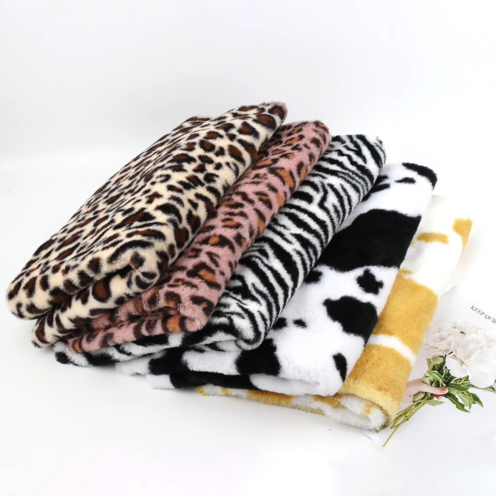 Plush Faux Fur Fabric Cow Leopard Prints fabric For Dress DIY Handmade Craft Supplies Needlework Sewing Materials 45*145cm/pc
Plush Faux Fur Fabric Cow Leopard Prints fabric For Dress DIY Handmade Craft Supplies Needlework Sewing Materials 45*145cm/pc