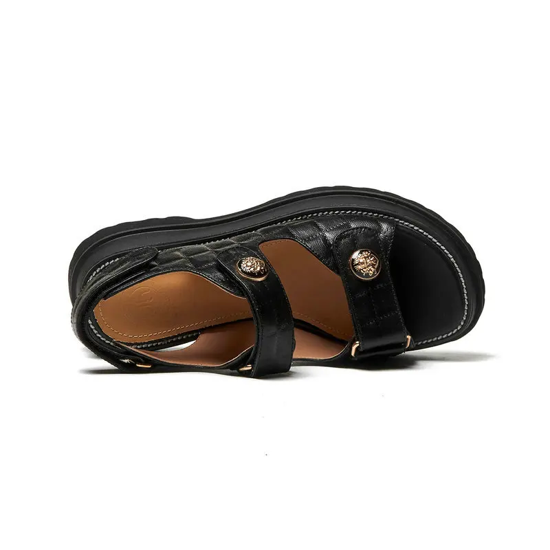QUTAA 2021 Square Med Heel Sandals Genuine Leather Summer Female Shoes Hook&Loop Ankle Strap Buckle Women Pumps Big Size 34-42
QUTAA 2021 Square Med Heel Sandals Genuine Leather Summer Female Shoes Hook&Loop Ankle Strap Buckle Women Pumps Big Size 34-42