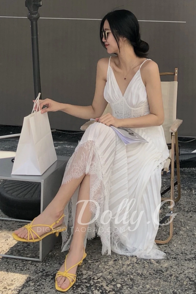 2021 New Sexy French V-neck Waist Drawstring Skirt Acetate White Super Fairy Lace Pleated Dress Women's Summer
2021 New Sexy French V-neck Waist Drawstring Skirt Acetate White Super Fairy Lace Pleated Dress Women's Summer