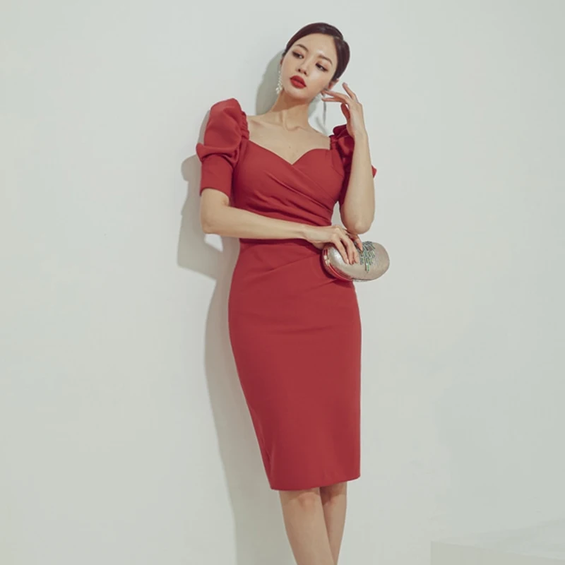 Spring Summer 2021 Red Party Dress Women Elegant V-neck Puff Sleeve Slim Formal Princess Dress Night Club
Spring Summer 2021 Red Party Dress Women Elegant V-neck Puff Sleeve Slim Formal Princess Dress Night Club