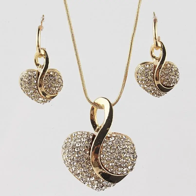 3PCS Necklace Earrings Jewelry Set Crystal Love Pendant Chain Rhinestone Jewelry Exquisite Fashion Holiday Gift Girlfriend
3PCS Necklace Earrings Jewelry Set Crystal Love Pendant Chain Rhinestone Jewelry Exquisite Fashion Holiday Gift Girlfriend