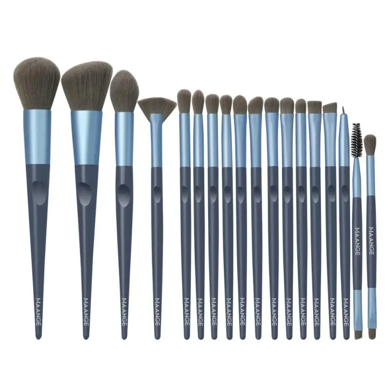 18 Pcs Makeup Brush Set Foundation Brush Eyeshadow Brush Blush Brush Loose Powder Brush High Quality Skin-friendly Makeup Tools
18 Pcs Makeup Brush Set Foundation Brush Eyeshadow Brush Blush Brush Loose Powder Brush High Quality Skin-friendly Makeup Tools