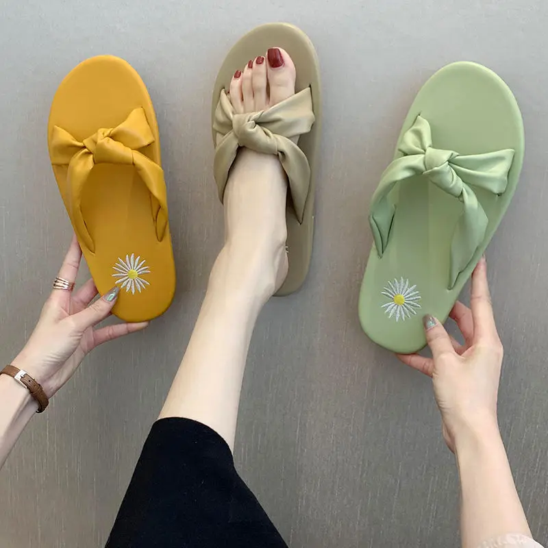 Slippers Female 2020 New Summer Wild Beach Web-Red Ins Trendy Shoes Sandals and Slippers
Slippers Female 2020 New Summer Wild Beach Web-Red Ins Trendy Shoes Sandals and Slippers