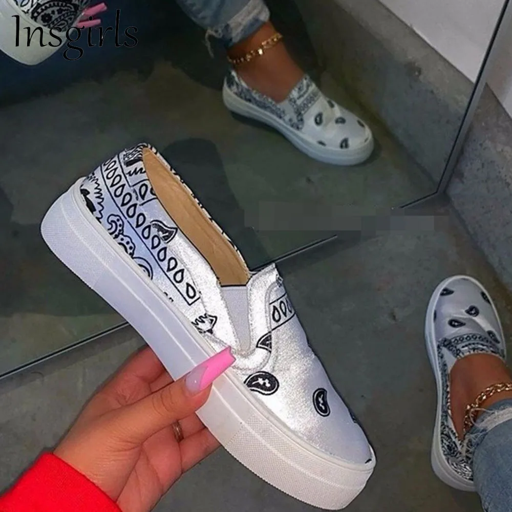 Women Daily Shoes 2021 All Season Round Toe Comfortable Ladies Casual Canvas Shoes Outdoor Athletic Slip On Loafers Big Size
Women Daily Shoes 2021 All Season Round Toe Comfortable Ladies Casual Canvas Shoes Outdoor Athletic Slip On Loafers Big Size