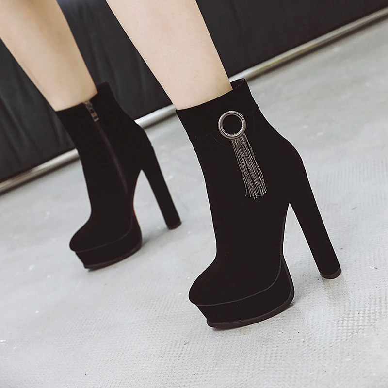 JK Black Thick Platform Round Toe Bootie Sexy Metal Decor Women Ankle Boots Fashion Fringe Female Shoes Non Slip Zip Casual Boot
JK Black Thick Platform Round Toe Bootie Sexy Metal Decor Women Ankle Boots Fashion Fringe Female Shoes Non Slip Zip Casual Boot